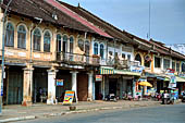 Battambang - old colonial buildings 